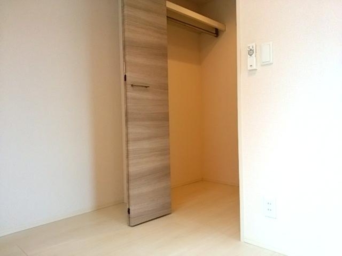収納　ウォークインクローゼット