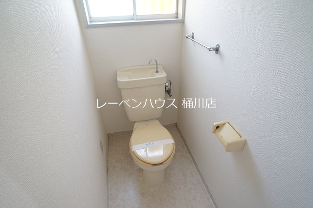 トイレ　レーベンハウス桶川店へ　048-787-5511
