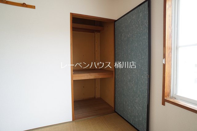 収納　レーベンハウス桶川店へ　048-787-5511