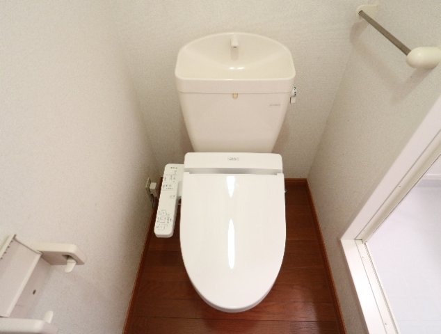 レオパレスグランディールのトイレ写真