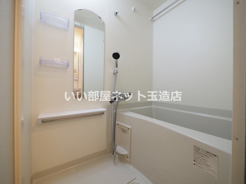 プレサンス松屋町グレースの風呂写真