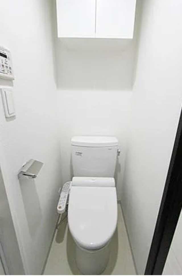都営新宿線 菊川駅 徒歩9分 9階建 築14年のトイレ写真