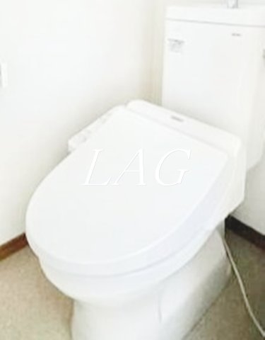 京急本線 六郷土手駅 徒歩11分 2階建 築8年のトイレ写真