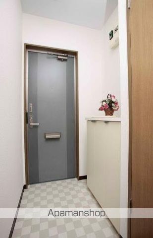メゾンクレールの玄関写真