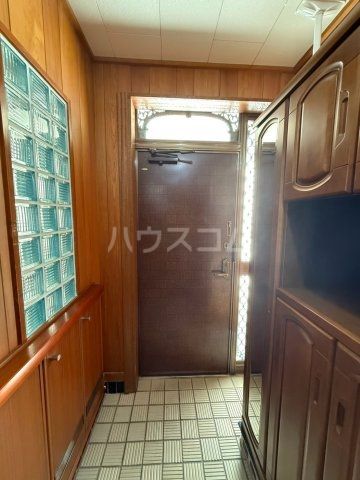 柴田貸家の玄関写真