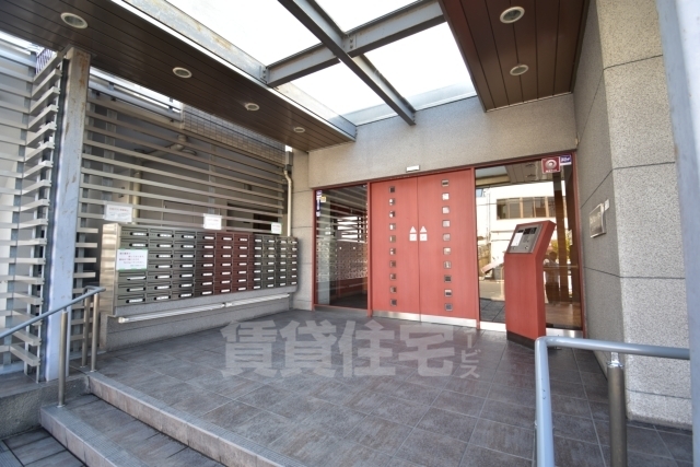 ＪＲ阪和線 和泉府中駅 徒歩7分 5階建 築20年の外観写真