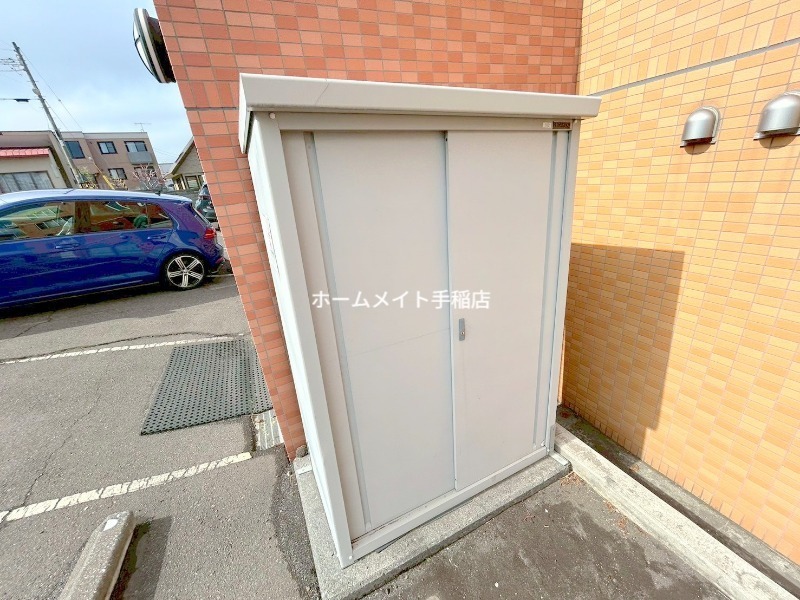 その他共有部分　トランクルーム、敷地内ごみ置き場です！