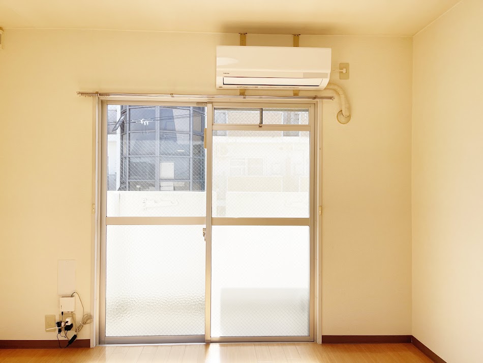 メゾン市川弐番館の居間写真