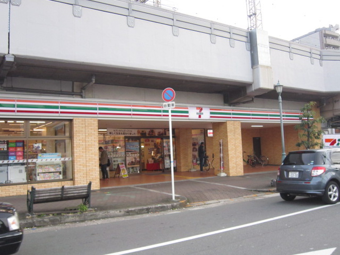 コンビニ　セブンイレブン大阪片町店（コンビニ）まで150m