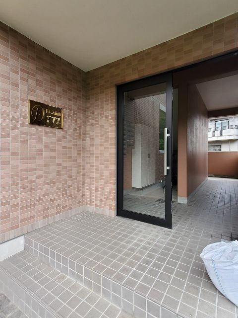 ドムス前山の外観写真