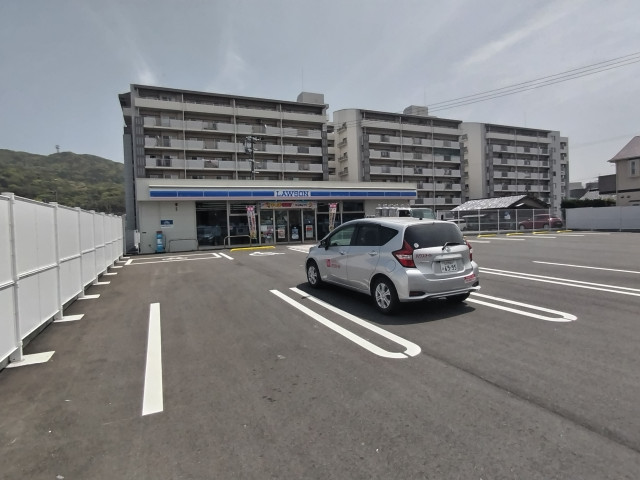 コンビニ　ローソン　若松二島三丁目店（コンビニ）まで290m