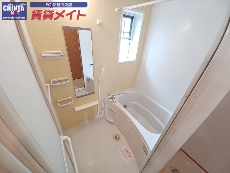 プティ ヴェルジェ A棟の風呂写真