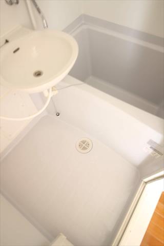 レオパレスアークの風呂写真