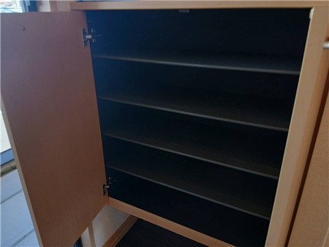 収納　シューズボックス