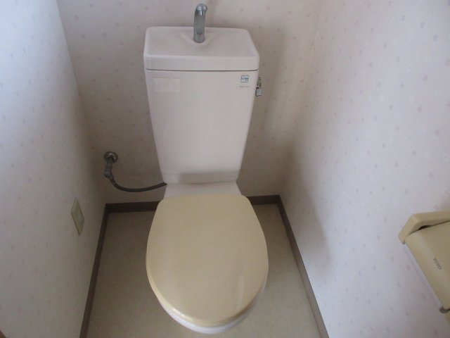 ガーデンイレーネのトイレ写真