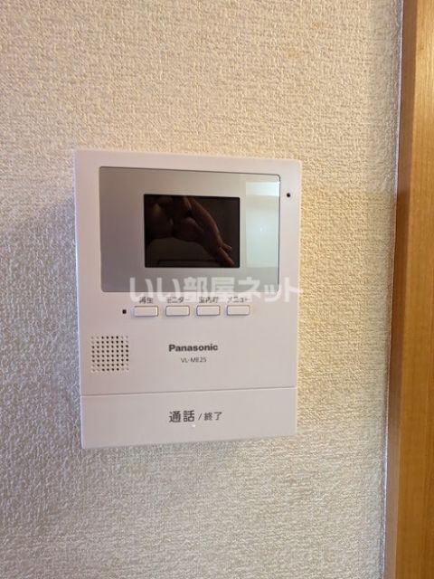 小田急小田原線 本厚木駅 バス乗車時間：20分 最寄りバス停で下車 徒歩2分 2階建 築24年の内装写真
