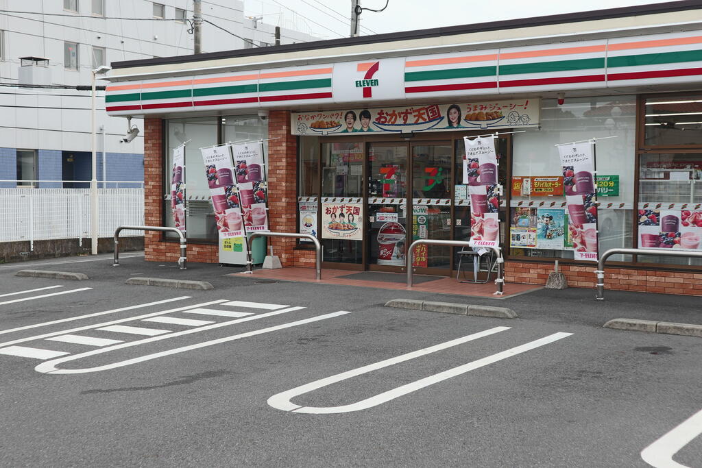 コンビニ　セブンイレブン宇都宮駒生運動公園前店（コンビニ）まで787m