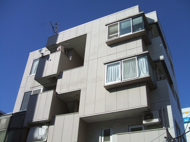 建物外観　視認性の高い外観