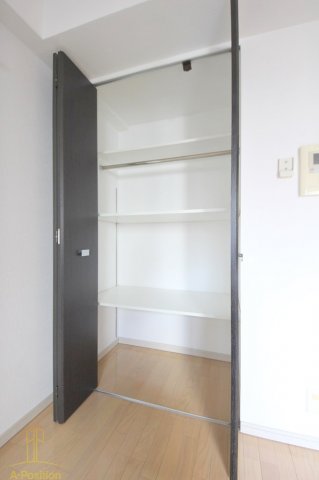 収納　アーデン堺筋本町