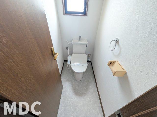 ＪＲ高徳線 吉成駅 徒歩47分 4階建 築29年のトイレ写真