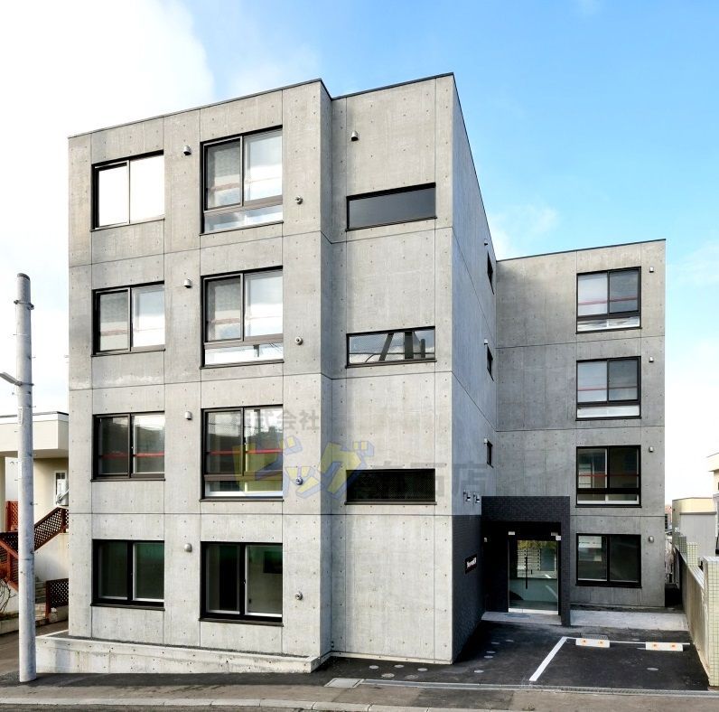 建物外観　インターネットが無料で利用可能なデザイナーズマンション♪