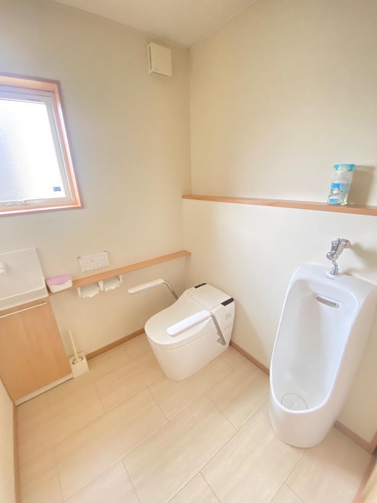 上野町四丁目貸家のトイレ写真