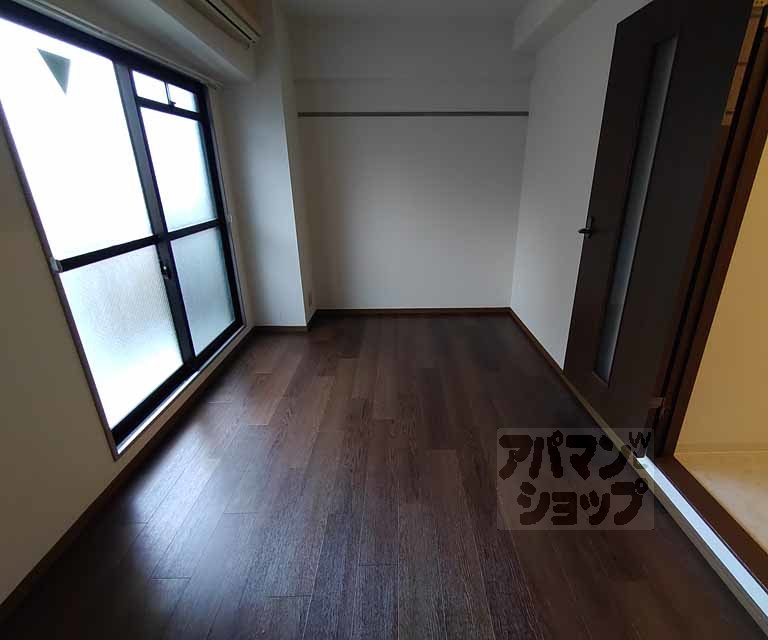 ウィルパーク高倉御池の居間写真