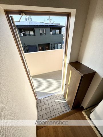 レジデンスハシバの玄関写真