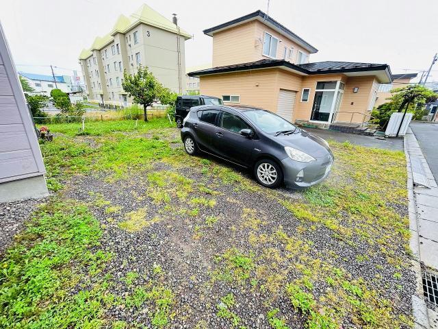 駐車場　駐車場