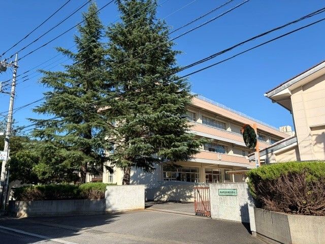 小学校　太田市立太田小学校（小学校）まで350m