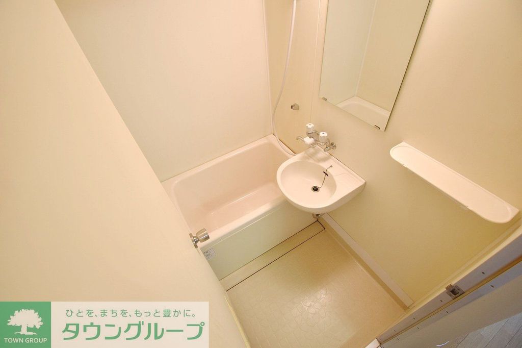 西武新宿線 狭山市駅 徒歩3分 3階建 築41年の風呂写真