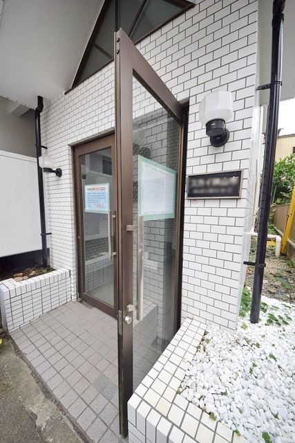 西武新宿線 狭山市駅 徒歩3分 3階建 築41年の外観写真