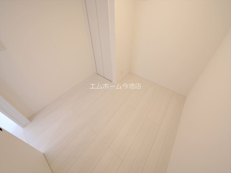 その他部屋・スペース　洋室4.57帖　クローゼット（収納充実しています）