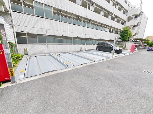 駐車場　★お部屋探しはタウンハウジング稲田堤店まで★