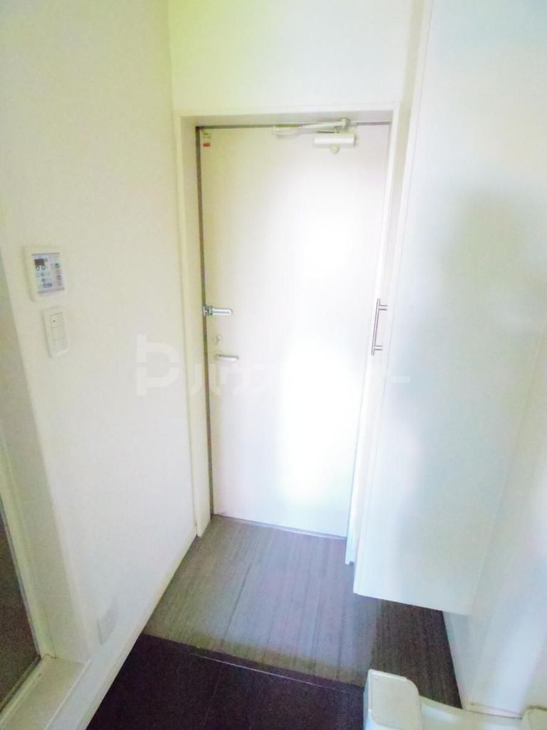 アーク亀有の玄関写真