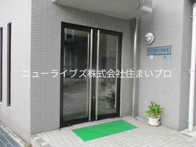 京阪本線 寝屋川市駅 徒歩2分 7階建 築28年の外観写真