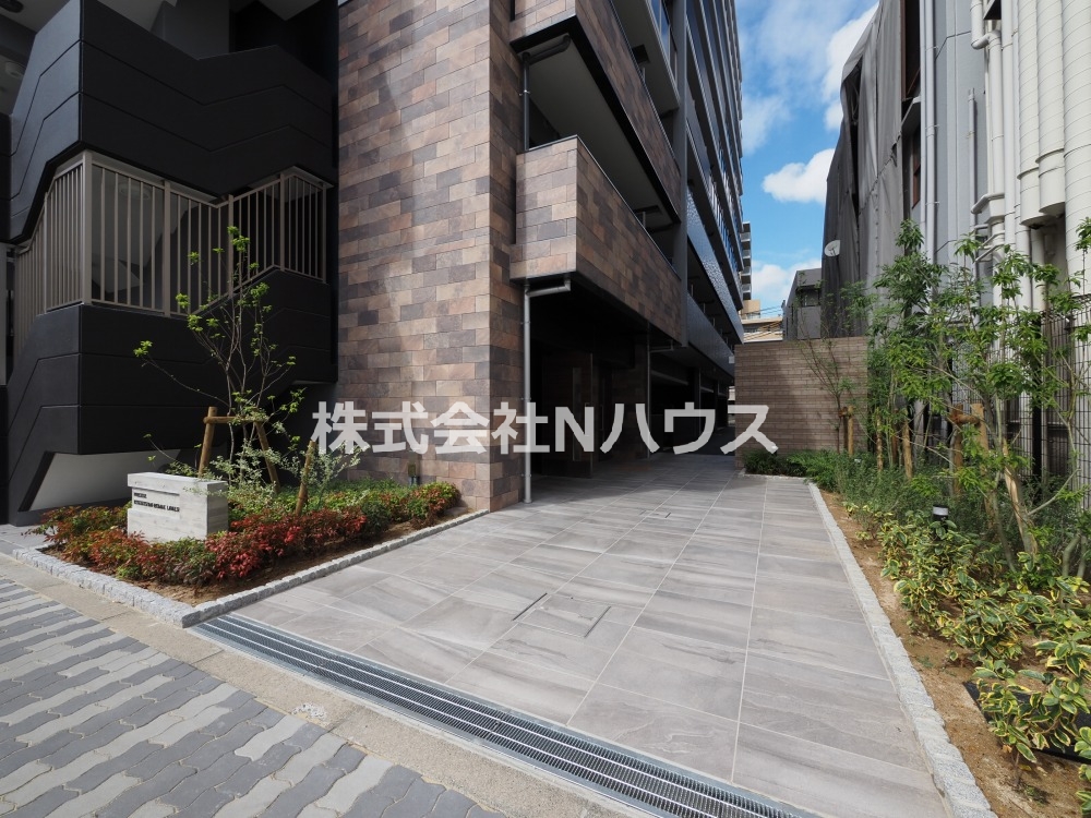 プレリス北巽駅前ラバルスの外観写真