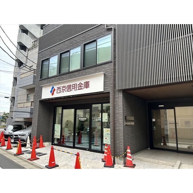 銀行　西武信用金庫（銀行）まで70m