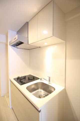 キッチン　（別タイプ参考写真）レガリス西日暮里ステーションフロント　荒