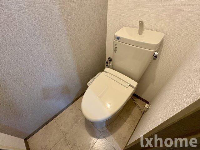 トイレ　落ち着いたトイレです
