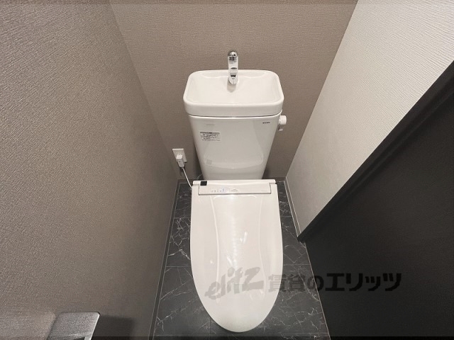 ベラジオ雅び烏丸十条IIのトイレ写真