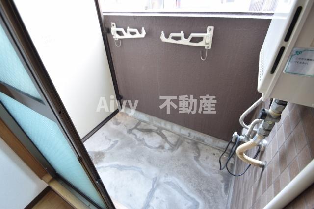 地下鉄長堀鶴見緑地線 西大橋駅 徒歩2分 7階建 築26年の内装写真