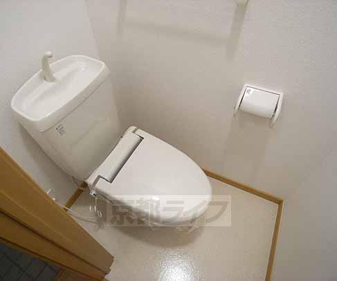 阪急京都線 桂駅 徒歩18分 2階建 築20年のトイレ写真
