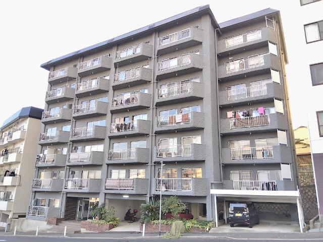 一王山グランドハイツの外観写真