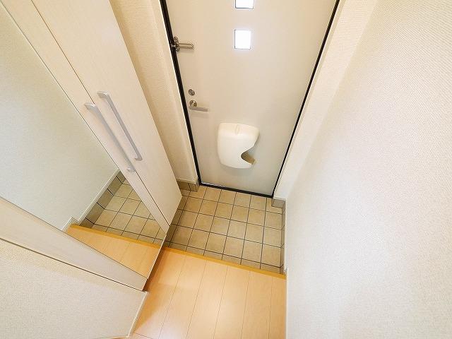 玄関　シンプルで使いやすい玄関です