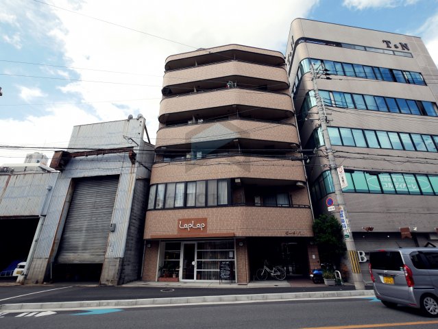 建物外観　外はこのようになっています