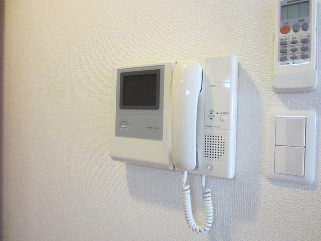 セキュリティ　モニタ付インターホン完備☆
