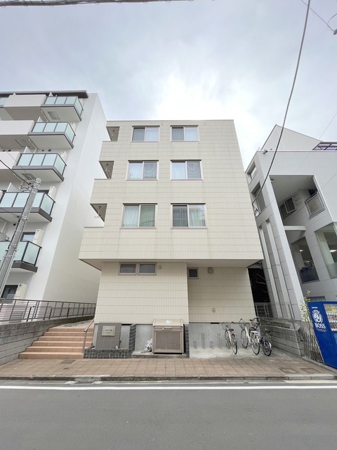建物外観　２０１５．３完成　耐震耐火構造に優れた旭化成ヘーベルメゾン