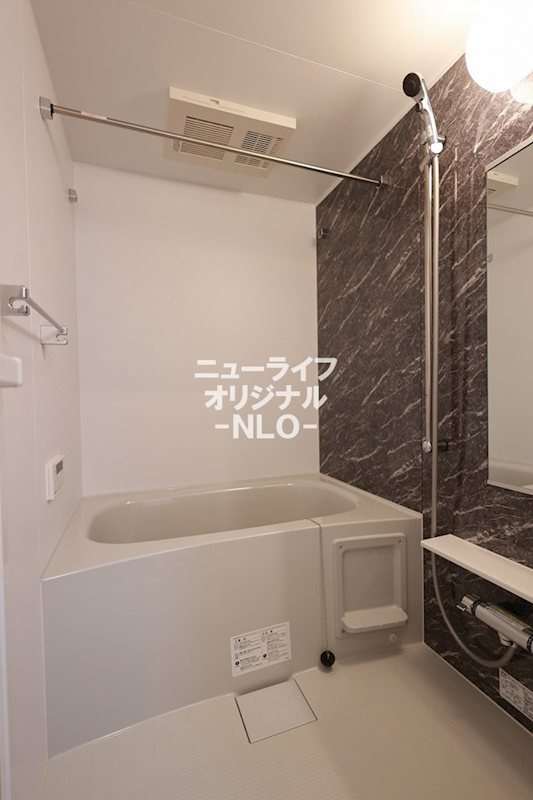 小田急小田原線 相武台前駅 徒歩21分 3階建 築3年の風呂写真