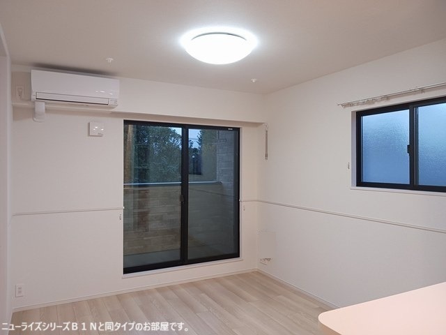 居室・リビング　図面と現状に相違がある場合には現状を優先